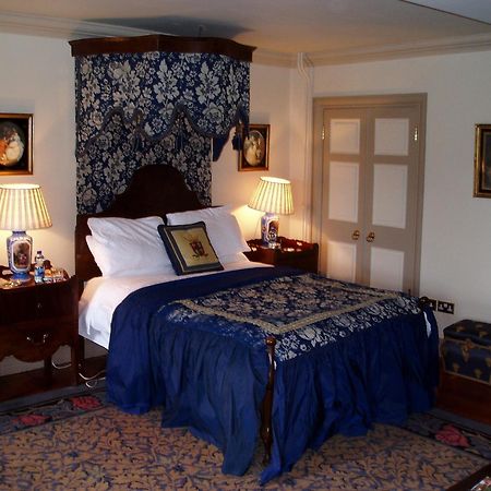 Collon House Bed & Breakfast Exterior photo